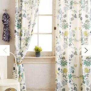 Curtains come with 2 panels. 50x102”